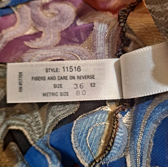 Vintage oscar de la renta slip nightgown. size 36 - Picture 9 of 10